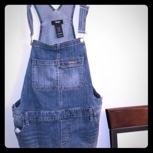 Mossimo women's Jean overalls